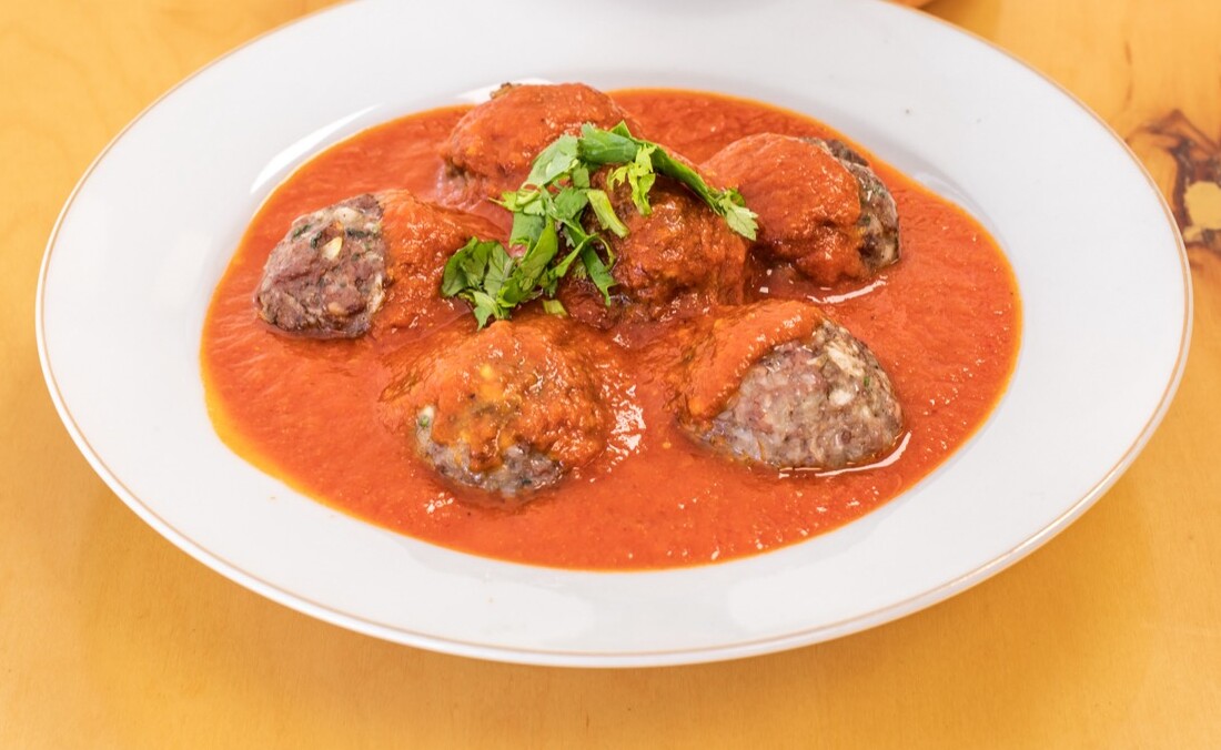 Kufta Meatballs in tomato sauce