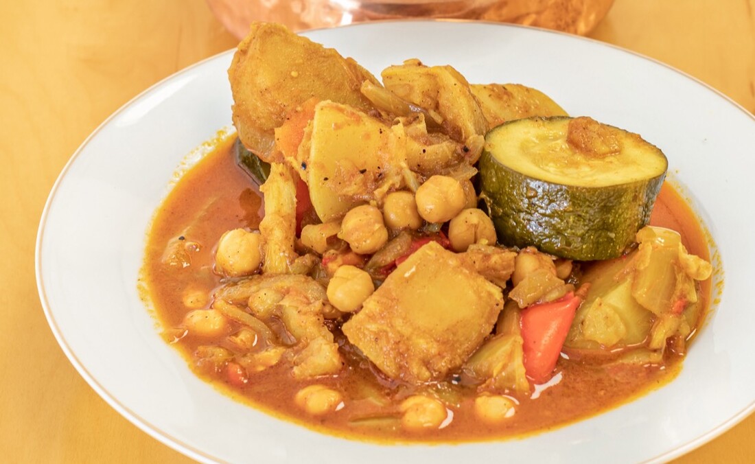 Vegetable Tagine with chickpeas, potatoes and zucchini